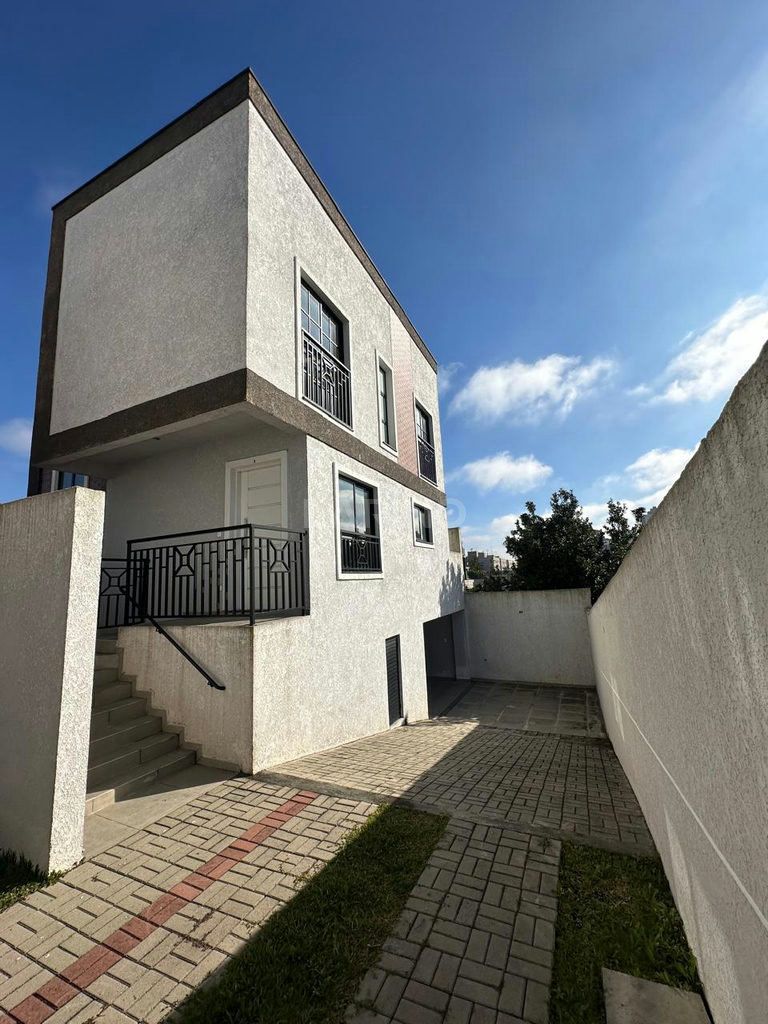 CROV 274 Sobrado — Capão Raso, Curitiba